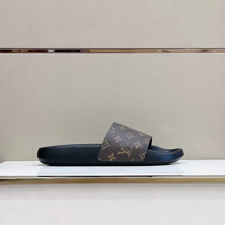 Louis Vuitton Shoe 